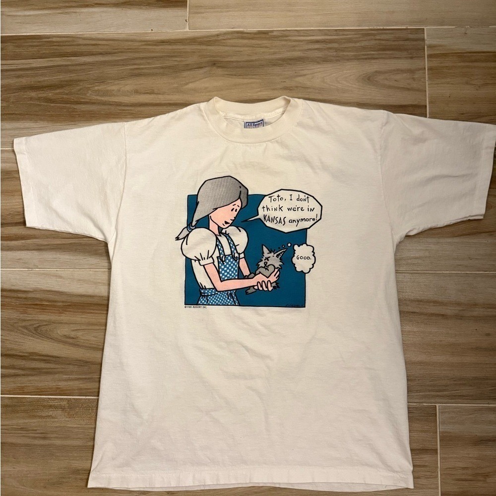 Vintage Dorothy and Toto comic‎ shirt